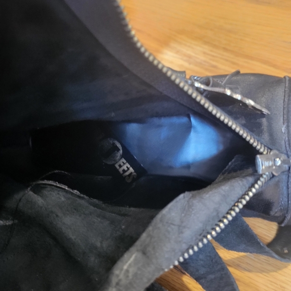 Vintage leather boots, circa 1987 - Picture 8 of 11